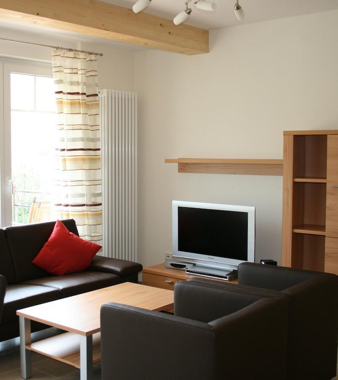 Hotel Weingut Goeres à Briedel Chambre photo